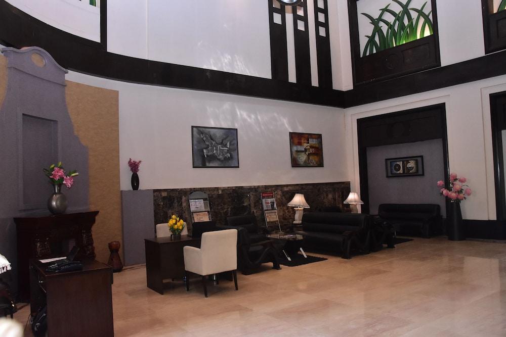 Hotel Pal Heights Bhubaneswar Eksteriør billede