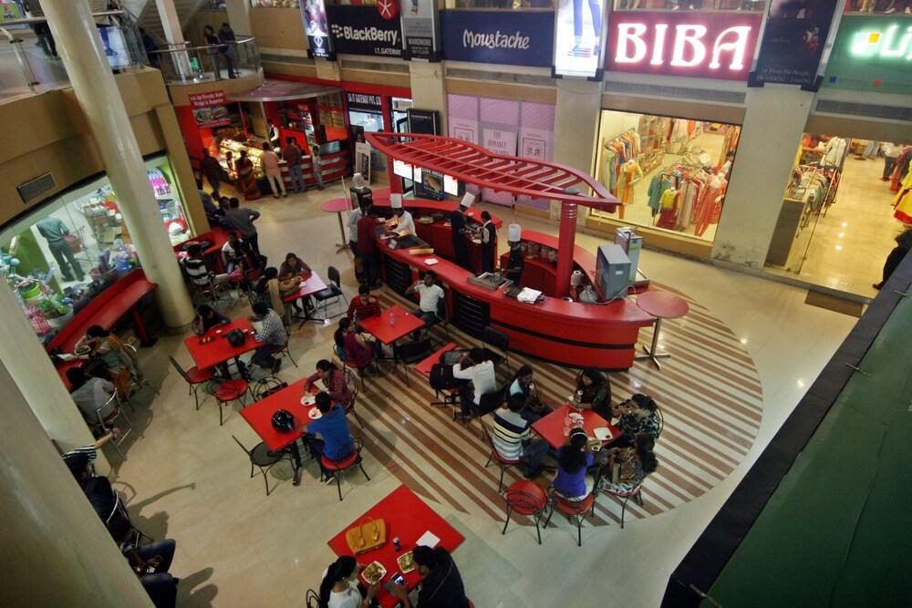 Hotel Pal Heights Bhubaneswar Eksteriør billede