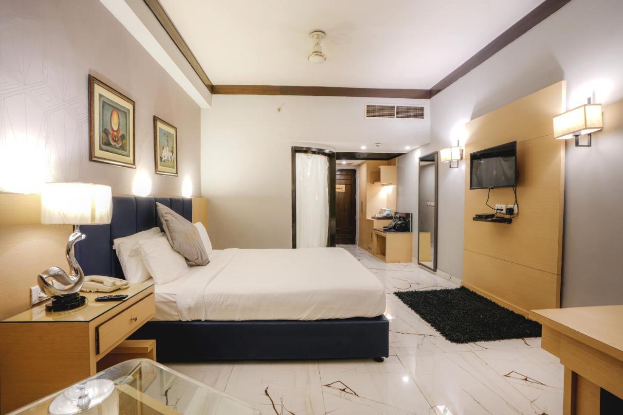 Hotel Pal Heights Bhubaneswar Eksteriør billede