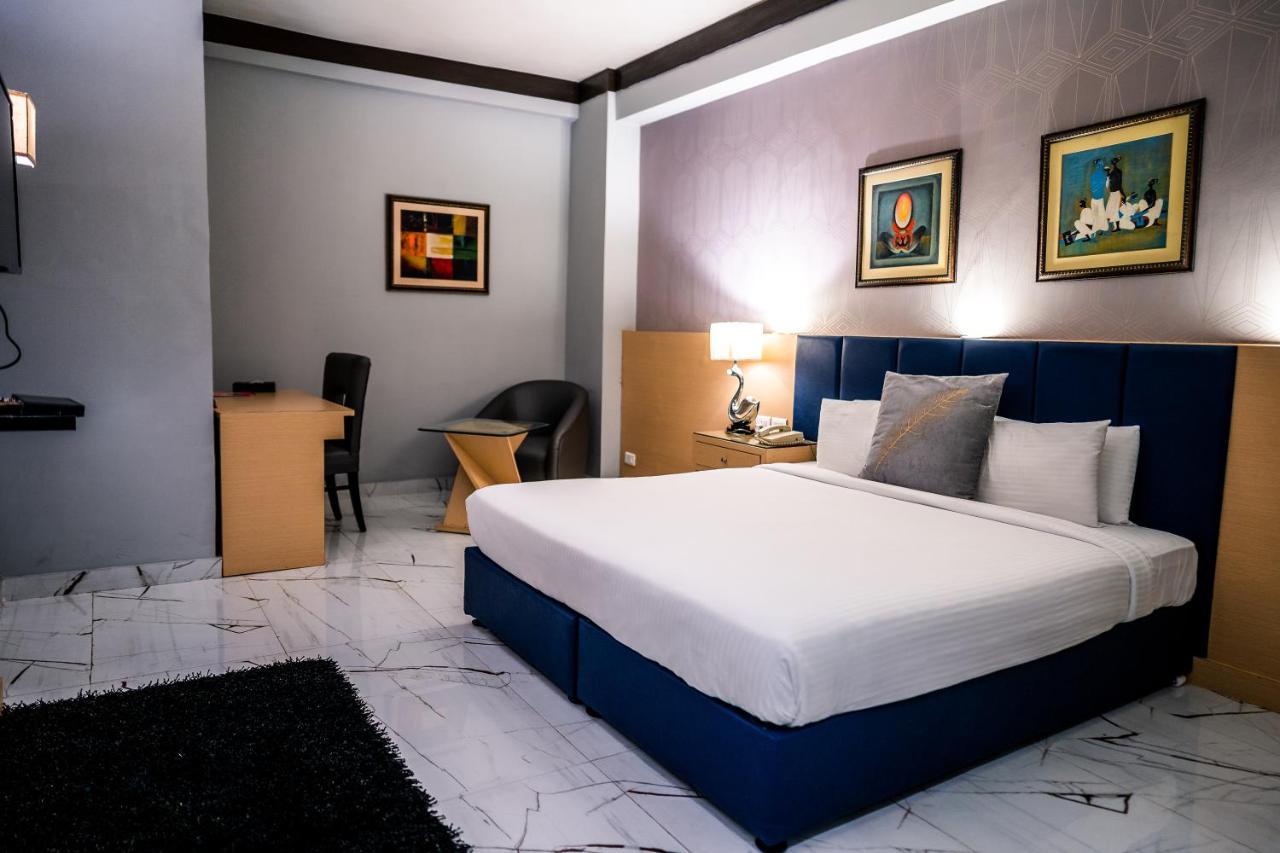 Hotel Pal Heights Bhubaneswar Eksteriør billede