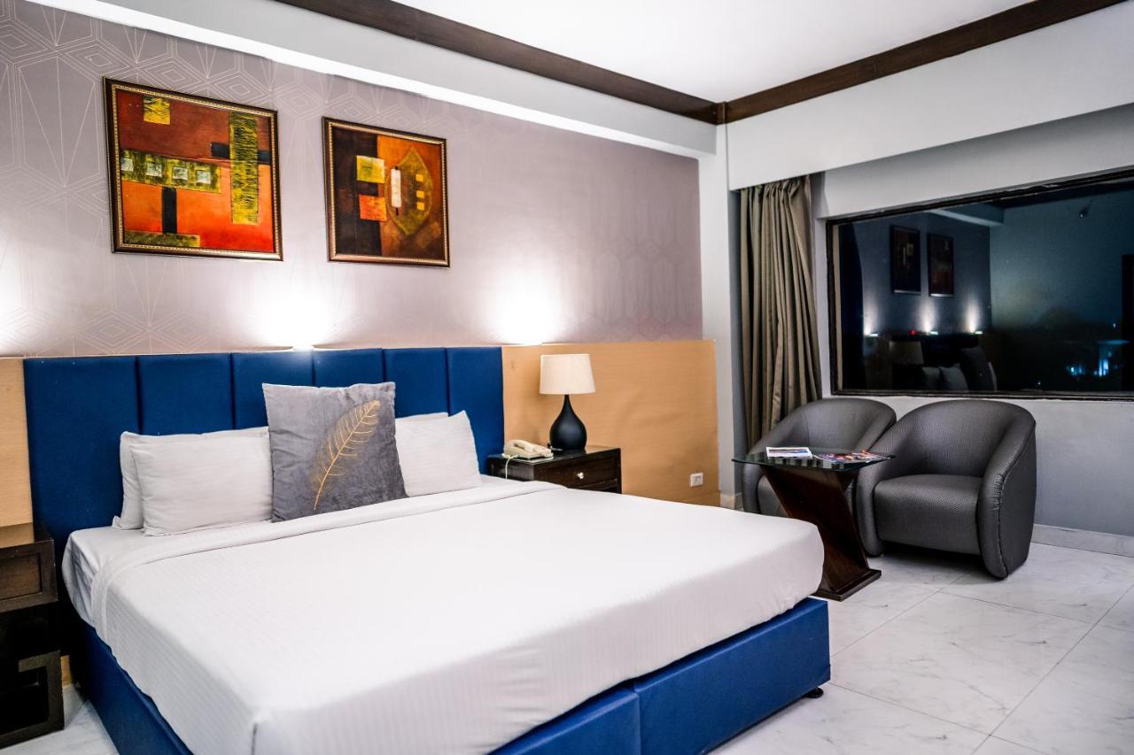 Hotel Pal Heights Bhubaneswar Eksteriør billede