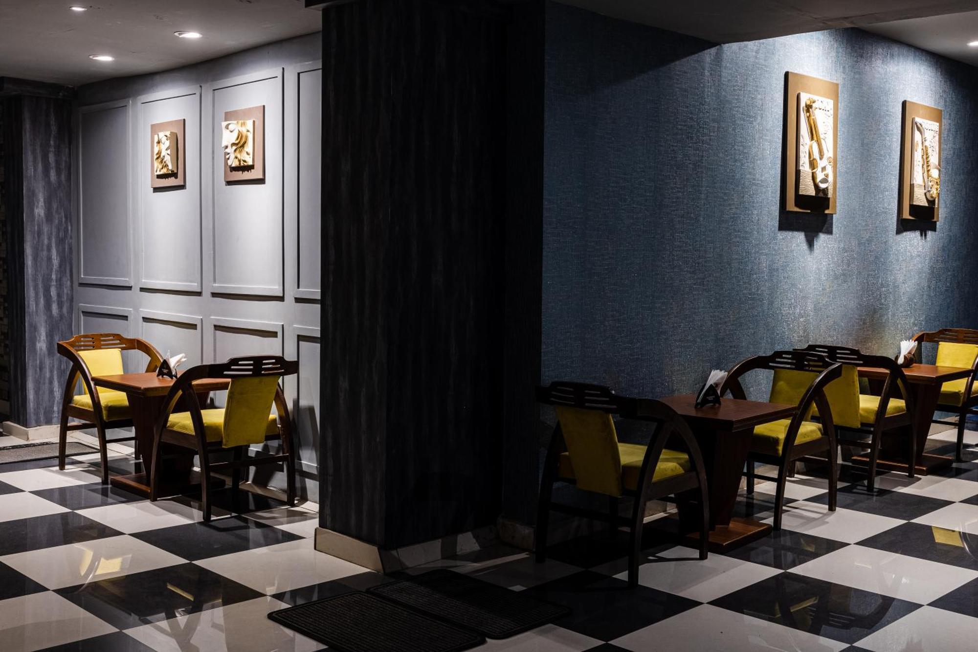 Hotel Pal Heights Bhubaneswar Eksteriør billede