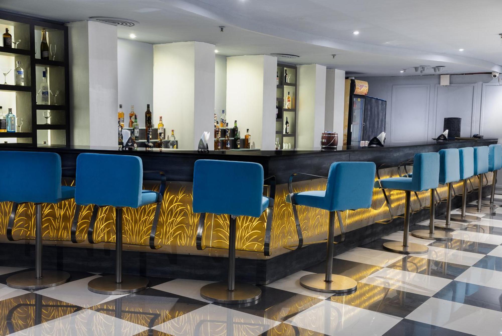 Hotel Pal Heights Bhubaneswar Eksteriør billede