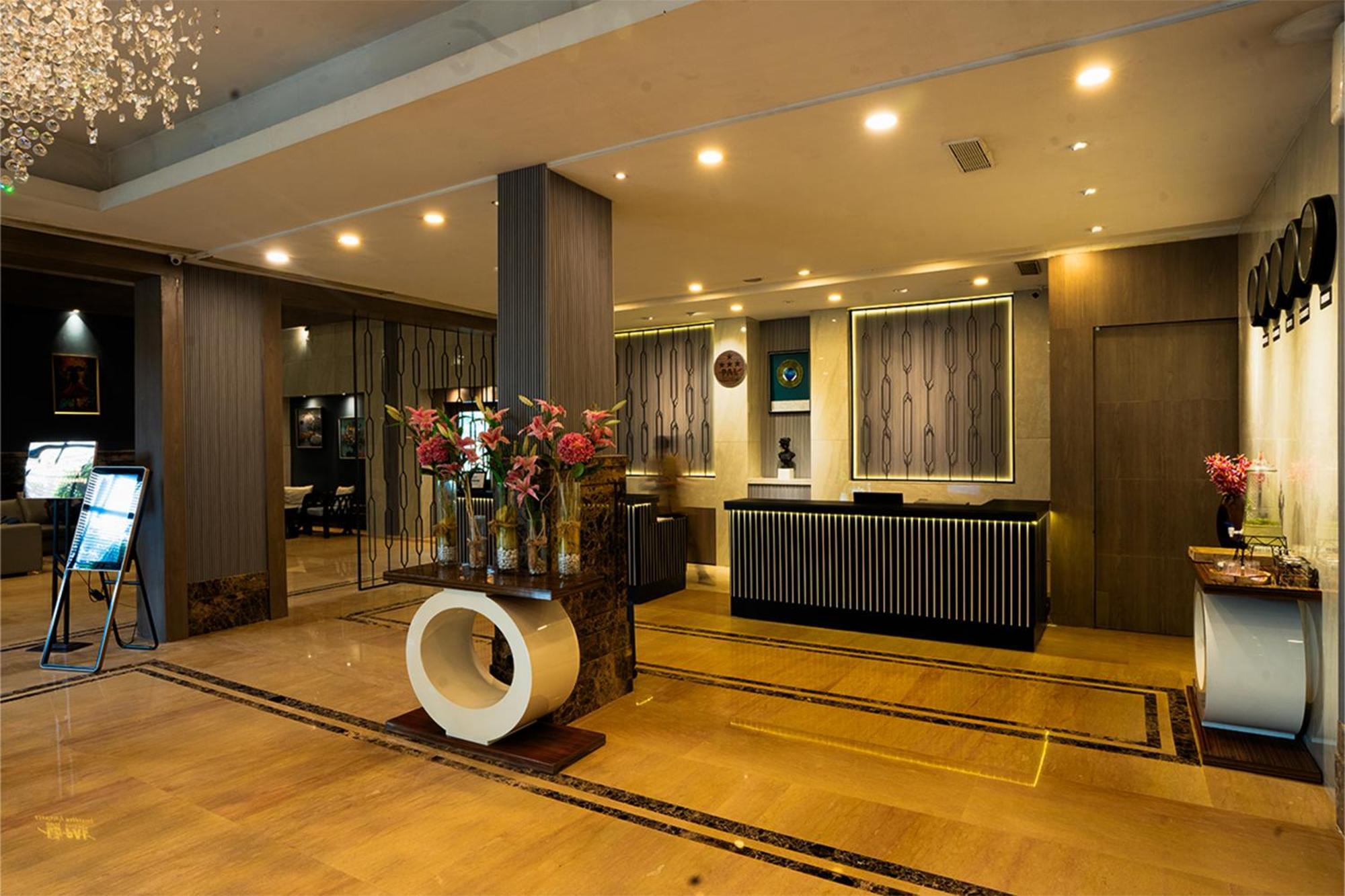 Hotel Pal Heights Bhubaneswar Eksteriør billede