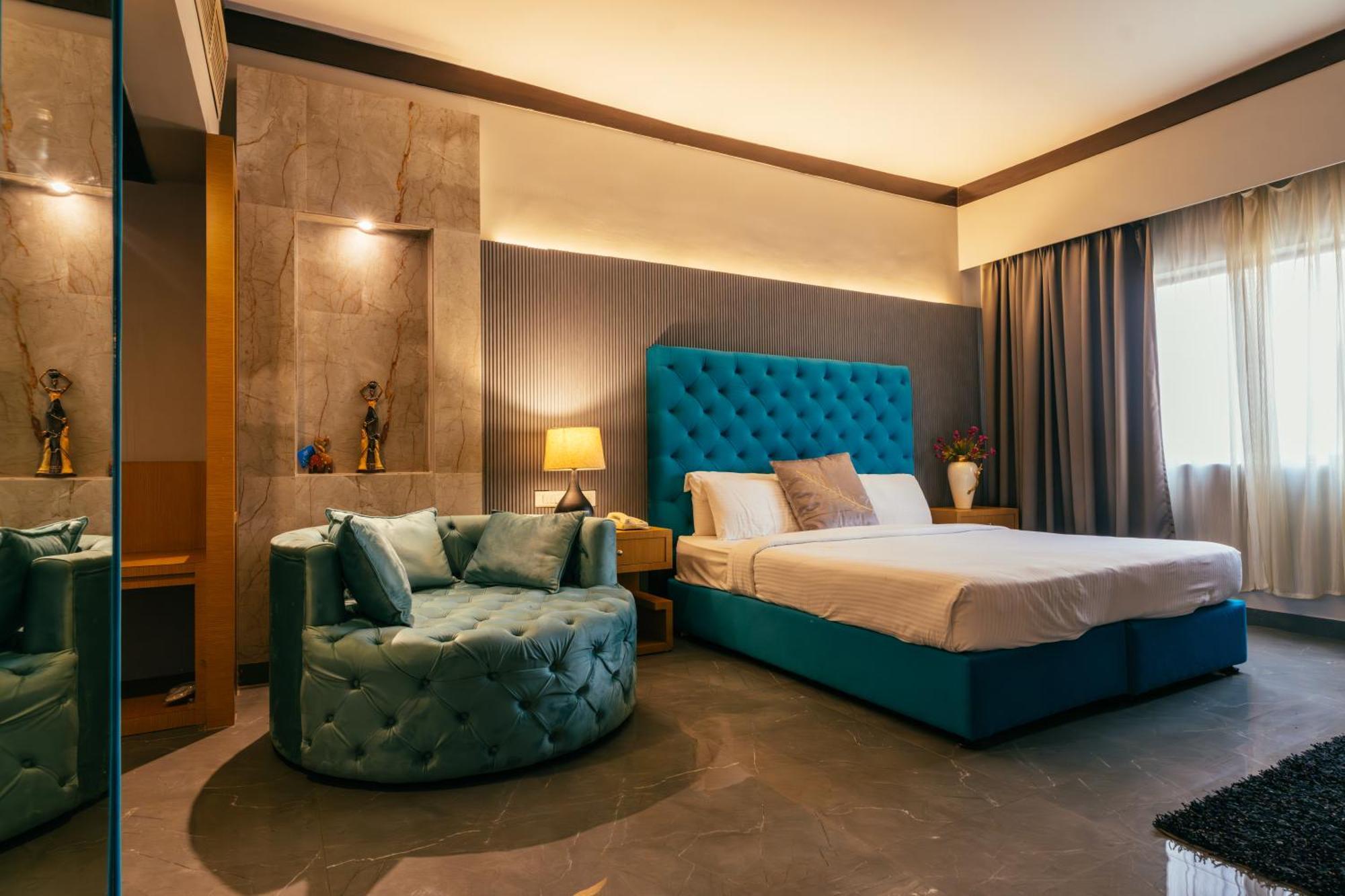 Hotel Pal Heights Bhubaneswar Eksteriør billede