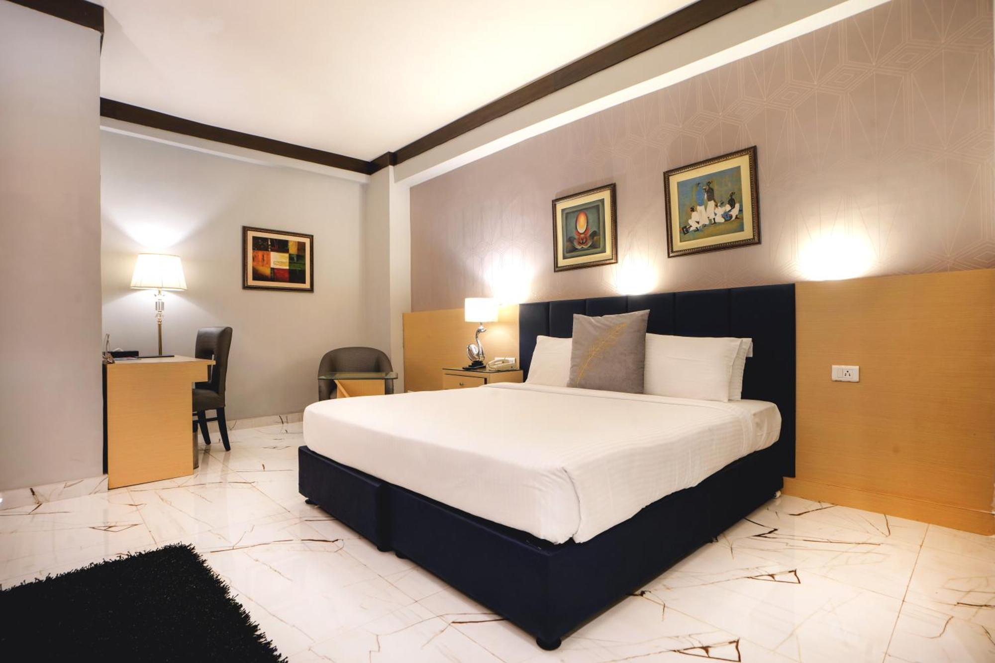 Hotel Pal Heights Bhubaneswar Eksteriør billede