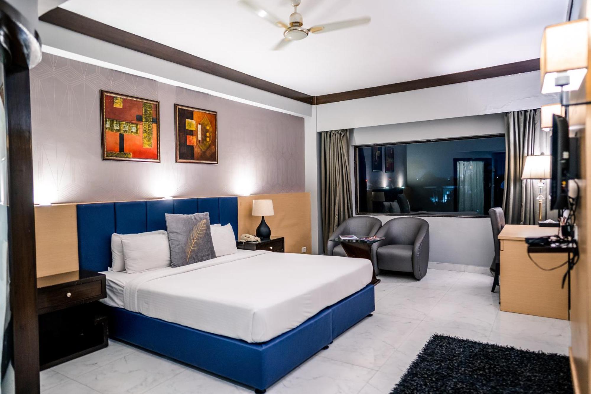 Hotel Pal Heights Bhubaneswar Eksteriør billede