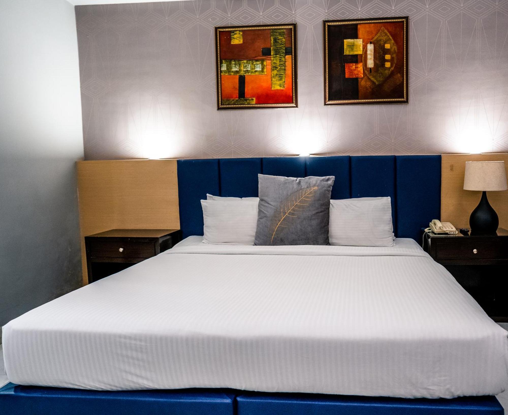 Hotel Pal Heights Bhubaneswar Eksteriør billede