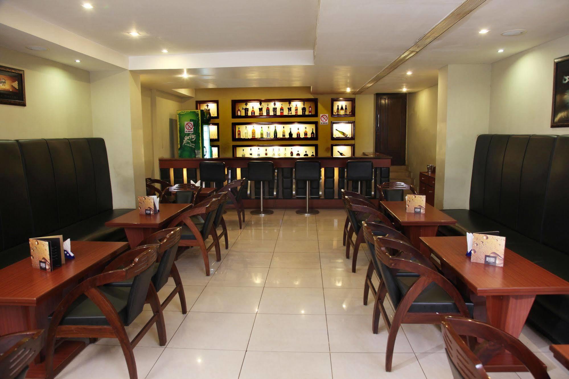 Hotel Pal Heights Bhubaneswar Eksteriør billede