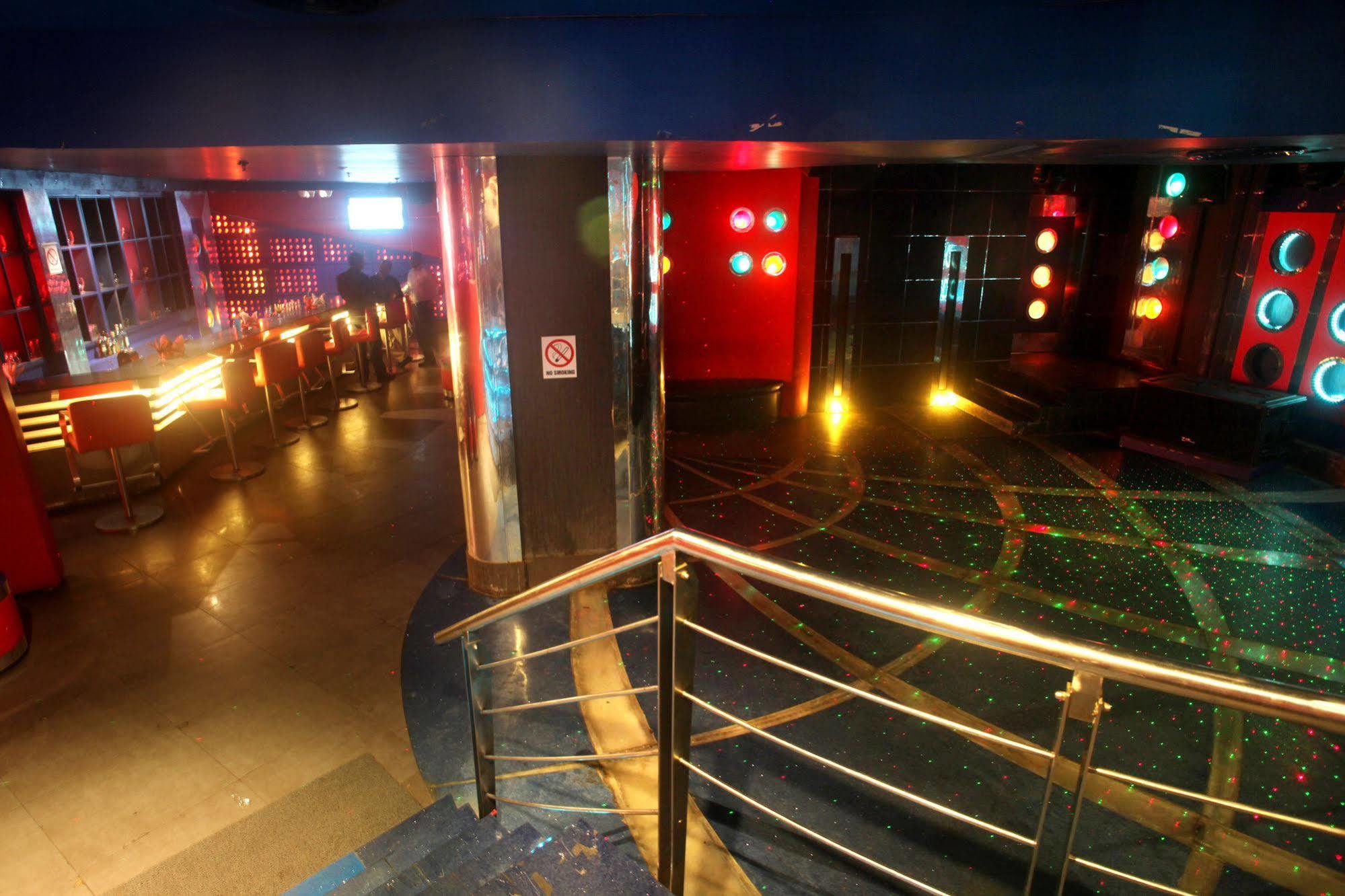 Hotel Pal Heights Bhubaneswar Restaurant billede