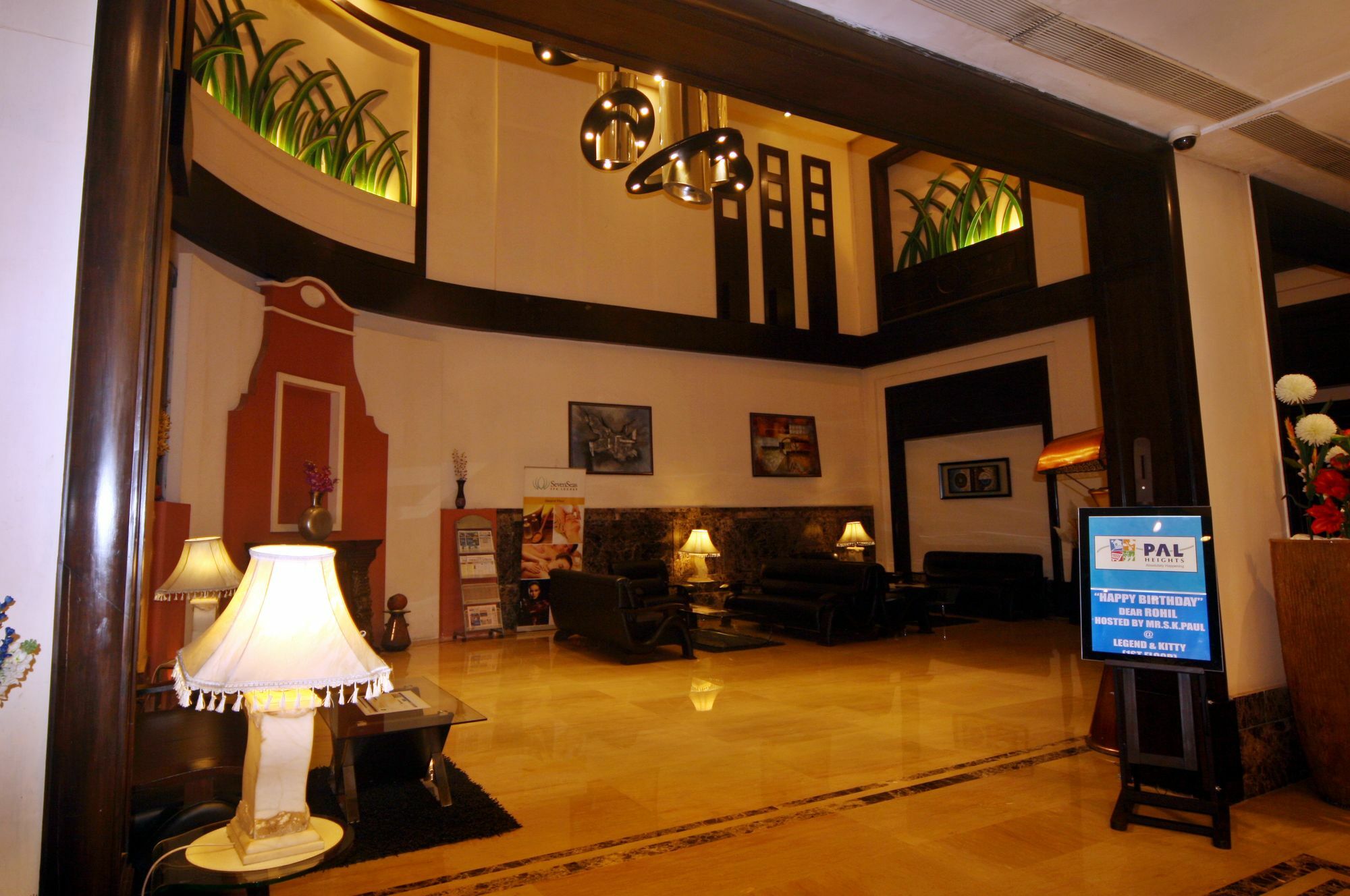 Hotel Pal Heights Bhubaneswar Eksteriør billede
